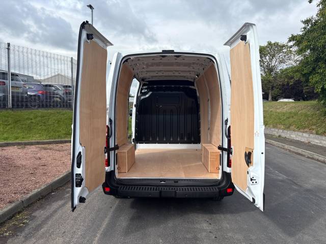 2024 Nissan Interstar 2.3 dci 150ps H2 Acenta Van