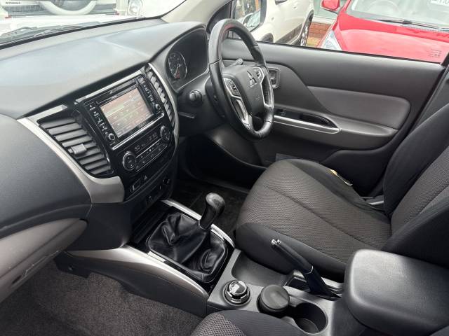 2018 Mitsubishi L200 2.4 Double Cab DI-D 178 Titan 4WD