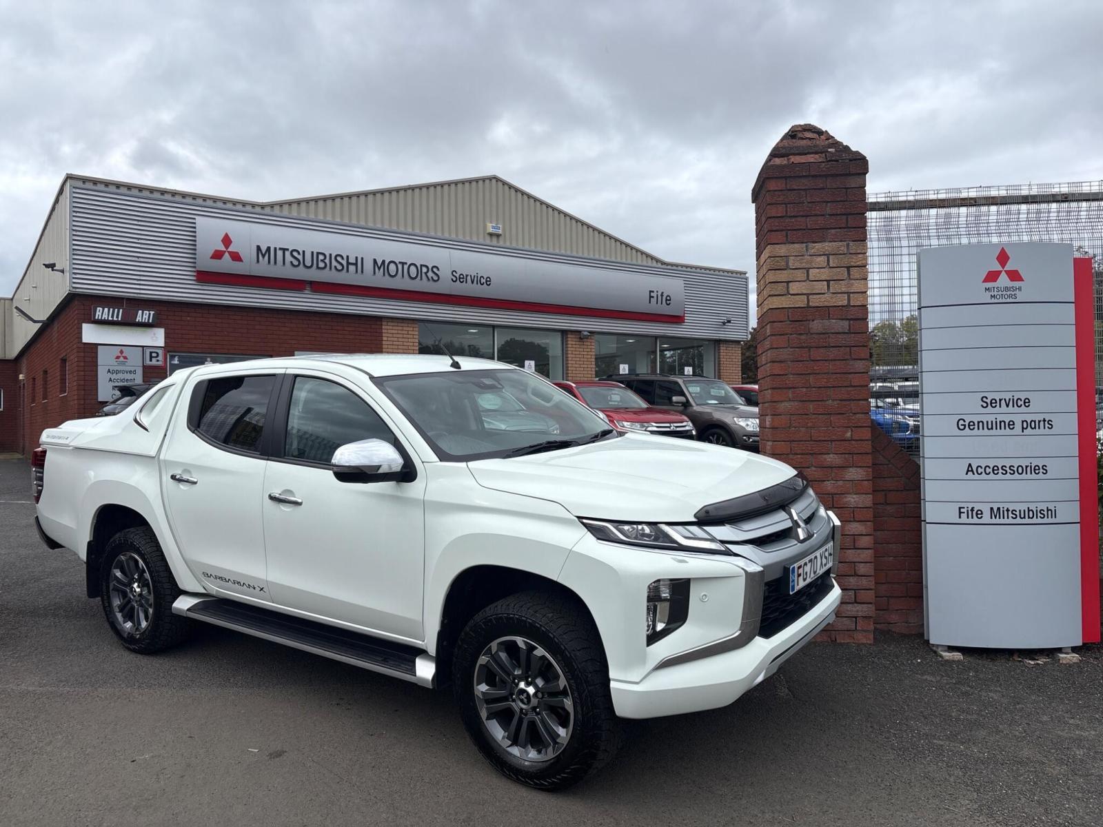 2020 Mitsubishi L200