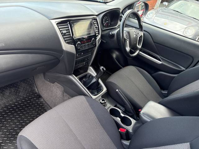 2020 Mitsubishi L200 2.3 Double Cab DI-D 150 Warrior 4WD