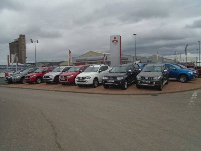 2019 Mitsubishi L200 2.4 Double Cab DI-D 178 Barbarian 4WD