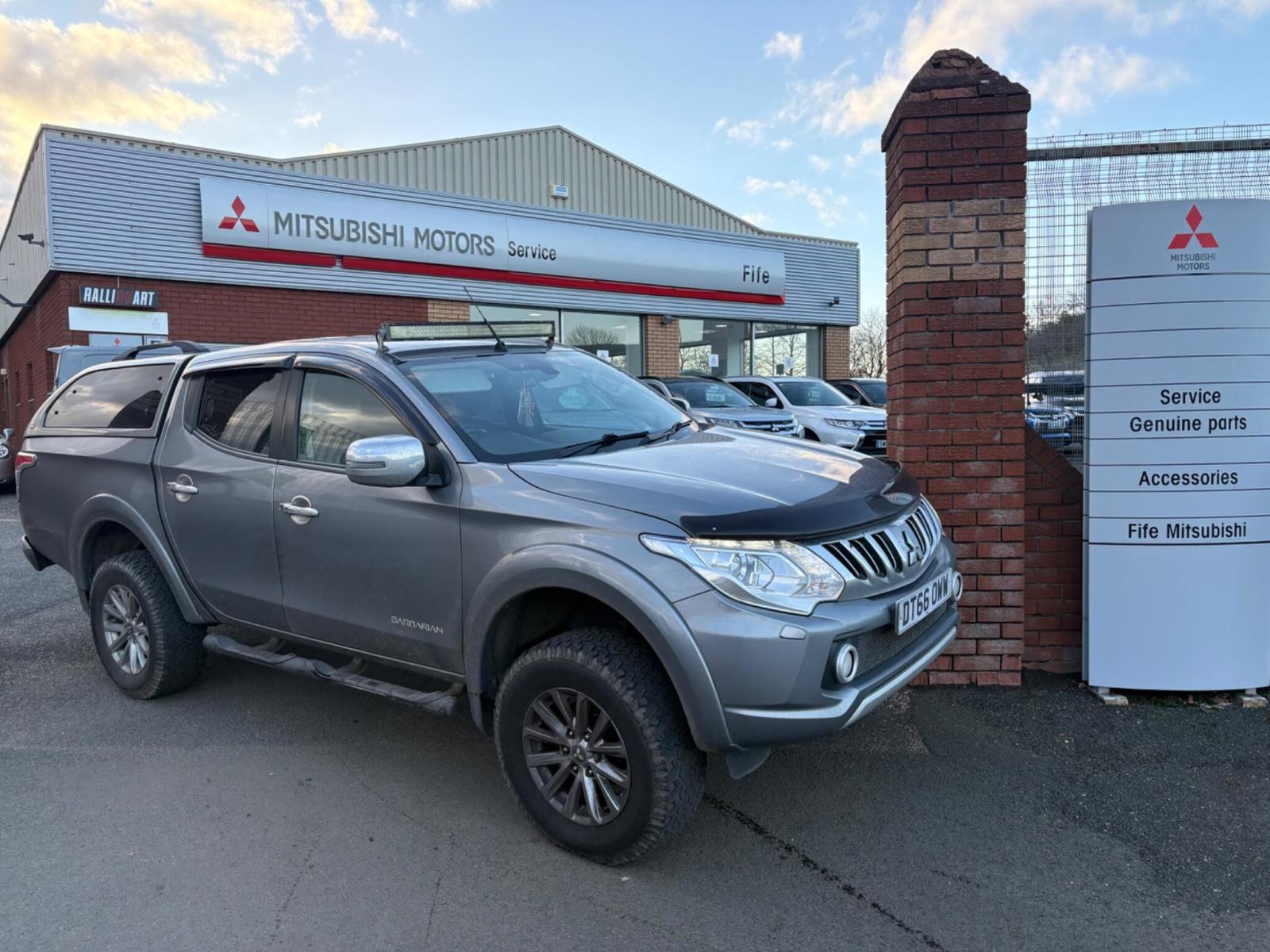 2017 Mitsubishi L200