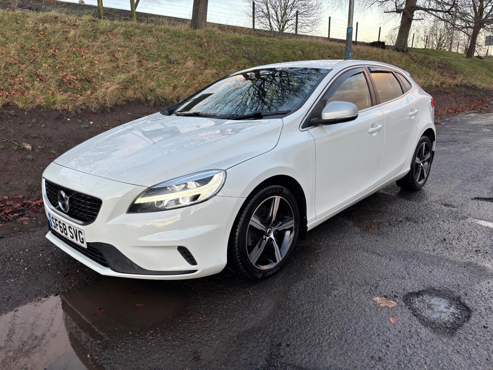 2018 Volvo V40