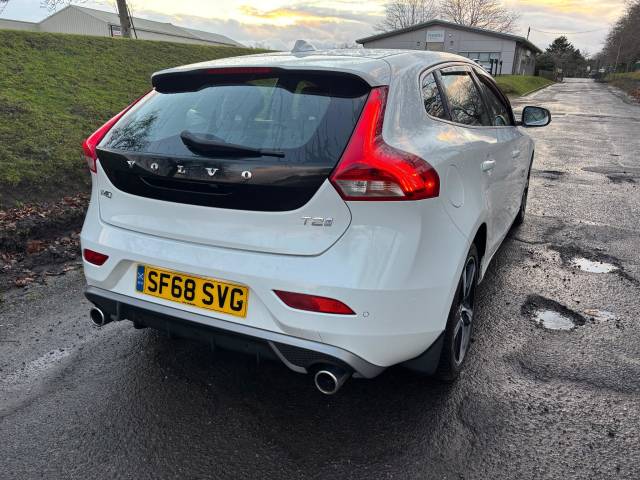 2018 Volvo V40 2.0 T2 [122] R DESIGN Nav Plus 5dr
