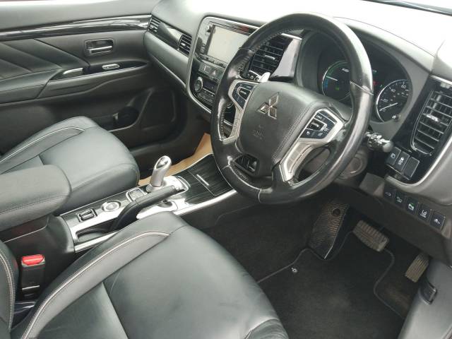 2015 Mitsubishi Outlander 2.0 PHEV GX4hs 5dr Auto