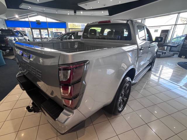 2025 Isuzu D-max 1.9 V-Cross Double Cab 4x4 Auto