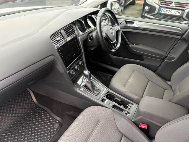 2019 Volkswagen e-Golf 0.0 35.8kWh e-Golf Hatchback 5dr Electric Auto (136 ps)
