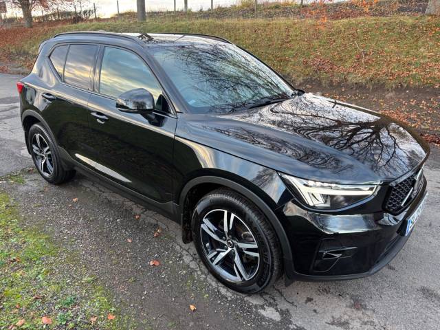 2023 Volvo XC40 2.0 B3P Plus Dark 5dr Auto