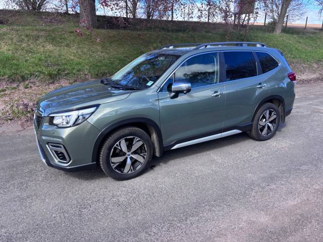Subaru Forester 2.0 i e-Boxer XE Premium Lineartronic 4WD Euro 6 (s/s) 5dr SUV Hybrid Green