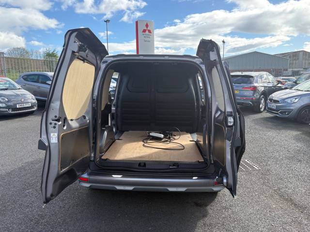 2024 Nissan Townstar 90kW Tekna Van Auto 45kWh