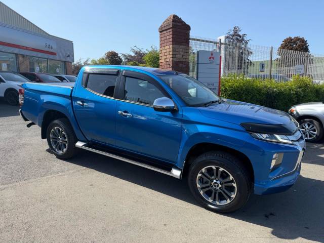 Mitsubishi L200 2.3 Double Cab DI-D 150 Barbarian 4WD Pick Up Diesel BLUE