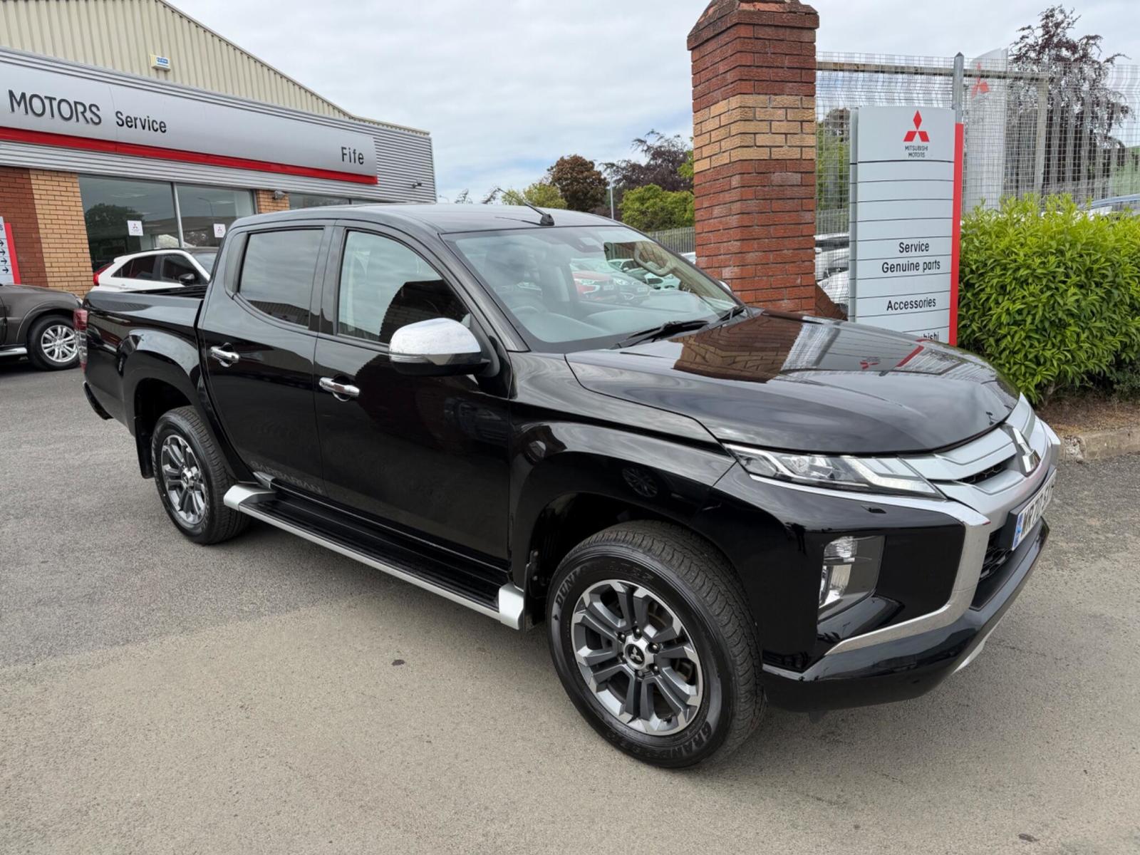 2020 Mitsubishi L200