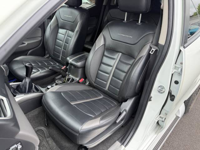 2017 Mitsubishi L200 2.4 Double Cab DI-D 178 Barbarian 4WD