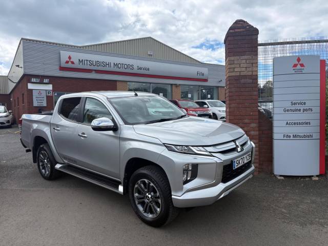 Mitsubishi L200 2.3 Double Cab DI-D 150 Warrior 4WD Pick Up Diesel SILVER
