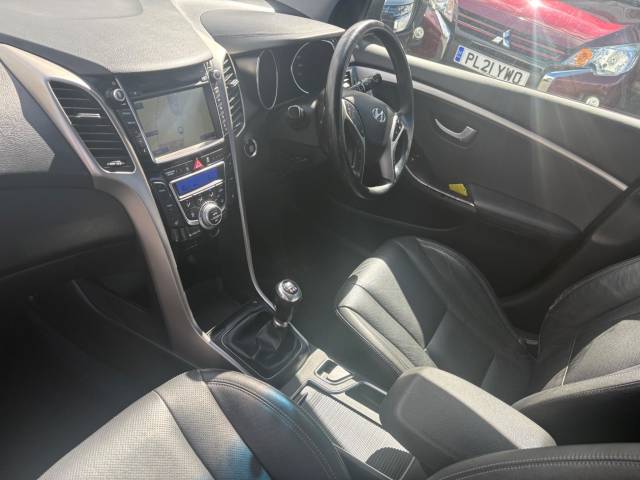 2015 Hyundai i30 1.6 CRDi Blue Drive Premium Euro 6 (s/s) 5dr
