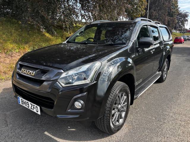 Isuzu D-max 1.9 Blade Double Cab 4x4 Pick Up Diesel BLACK