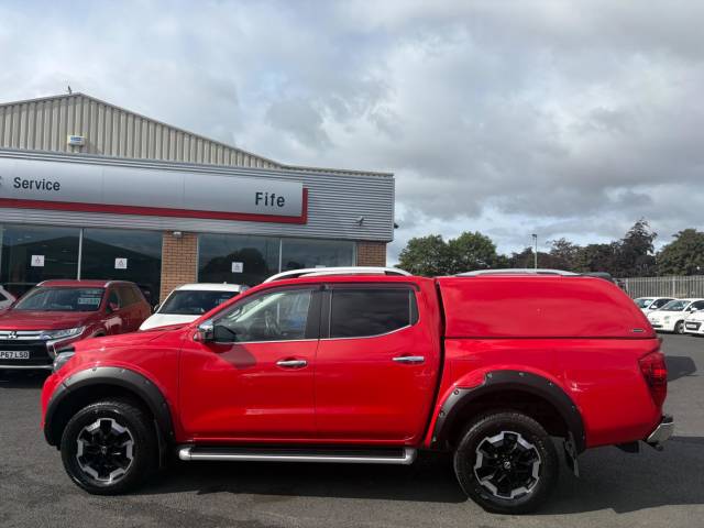 2021 Nissan Navara 2.3 dCi Tekna Auto 4WD Euro 6 4dr