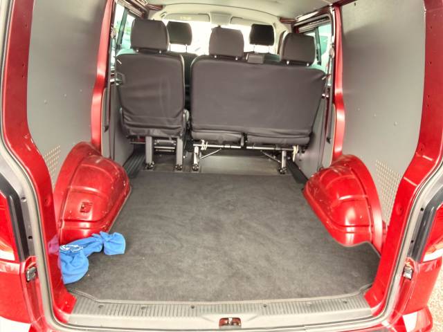 2024 Volkswagen Transporter 2.0 TDI T30 Highline Kombi Double Cab 5dr Diesel Manual FWD SWB Euro 6 (s/s) (150 ps)