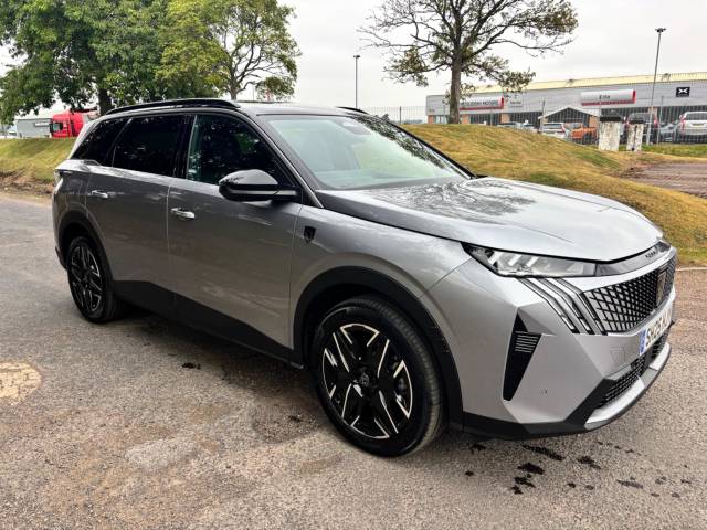 2025 Peugeot 5008 1.2 Hybrid 136 GT 5dr e-DSC6
