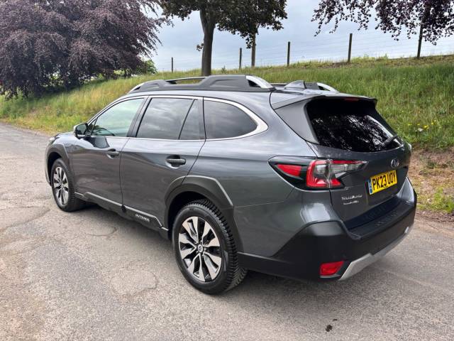 2023 Subaru Outback 2.5i Touring 5dr Lineartronic