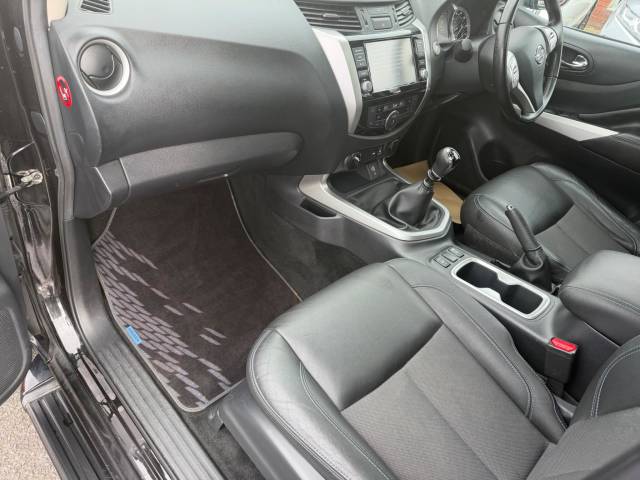 2021 Nissan Navara 2.3 dCi N-Guard 4WD Euro 6 (s/s) 4dr