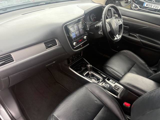 2020 Mitsubishi Outlander 2.0 MIVEC Exceed CVT 4WD Euro 6 (s/s) 5dr